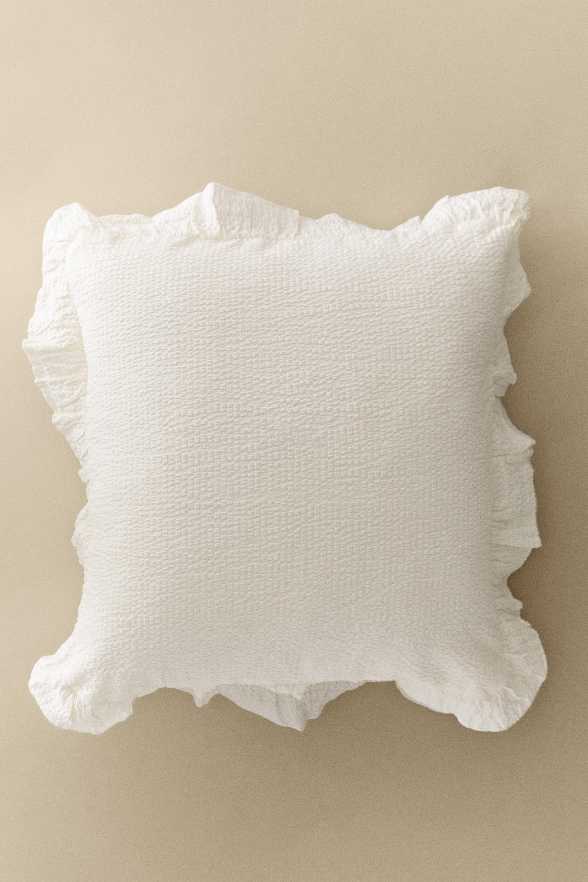 CHILDREN'S TEXTURED THROW PILLOW COVER